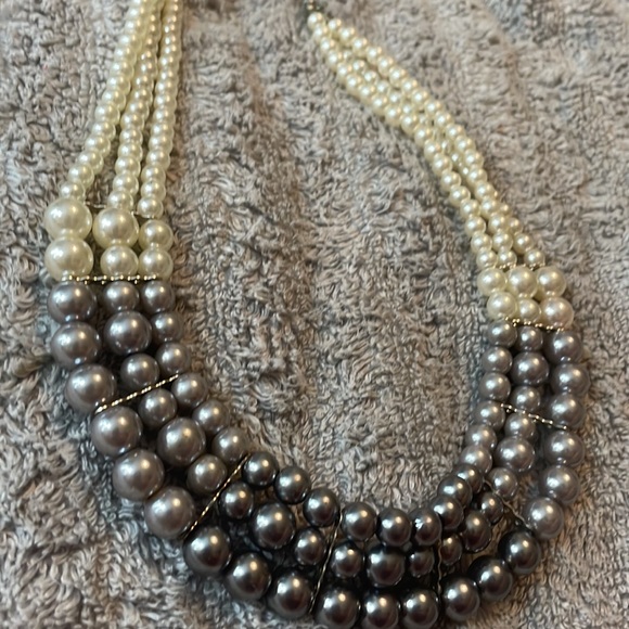 Paparazzi pearl set - Picture 2 of 4